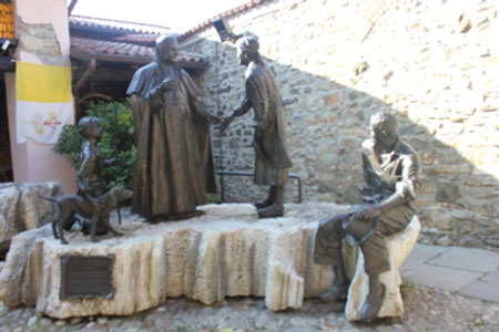 GIORNATA AGGREGATIVA a SOTTO IL MONTE PAPA GIOVANNI XXIII